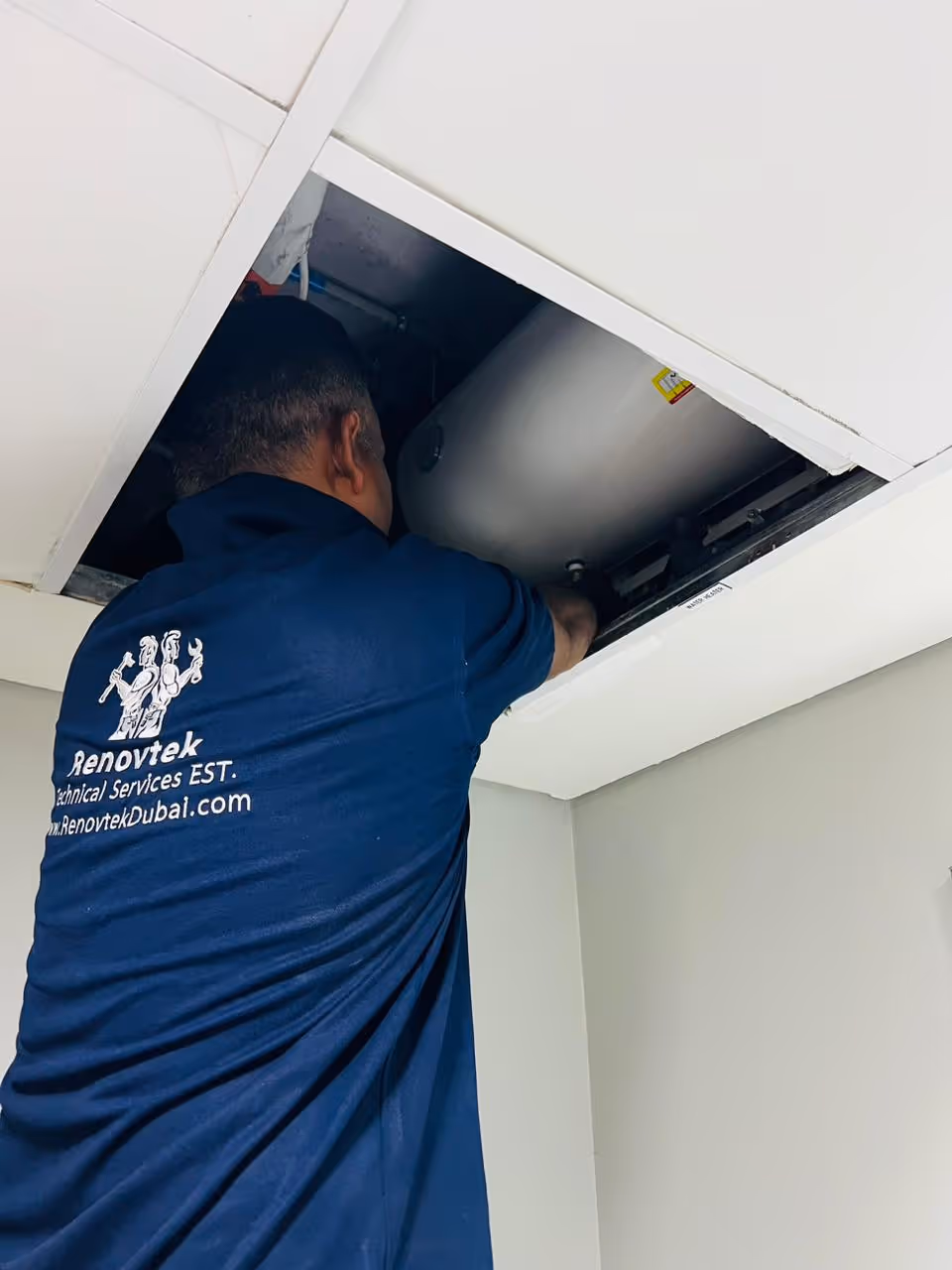 Before and after of water heater replacement in Dubai