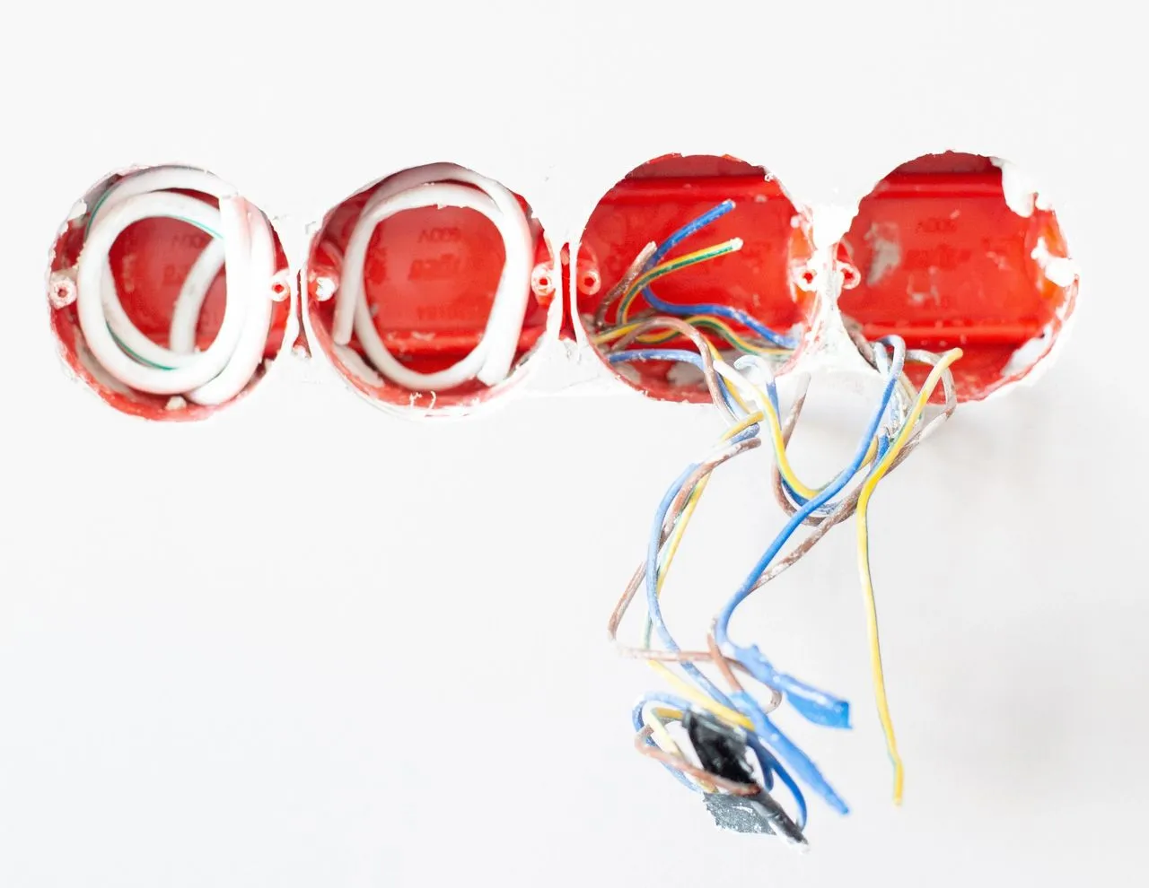 Dubai Maintenance HVAC electrical AC plumbing